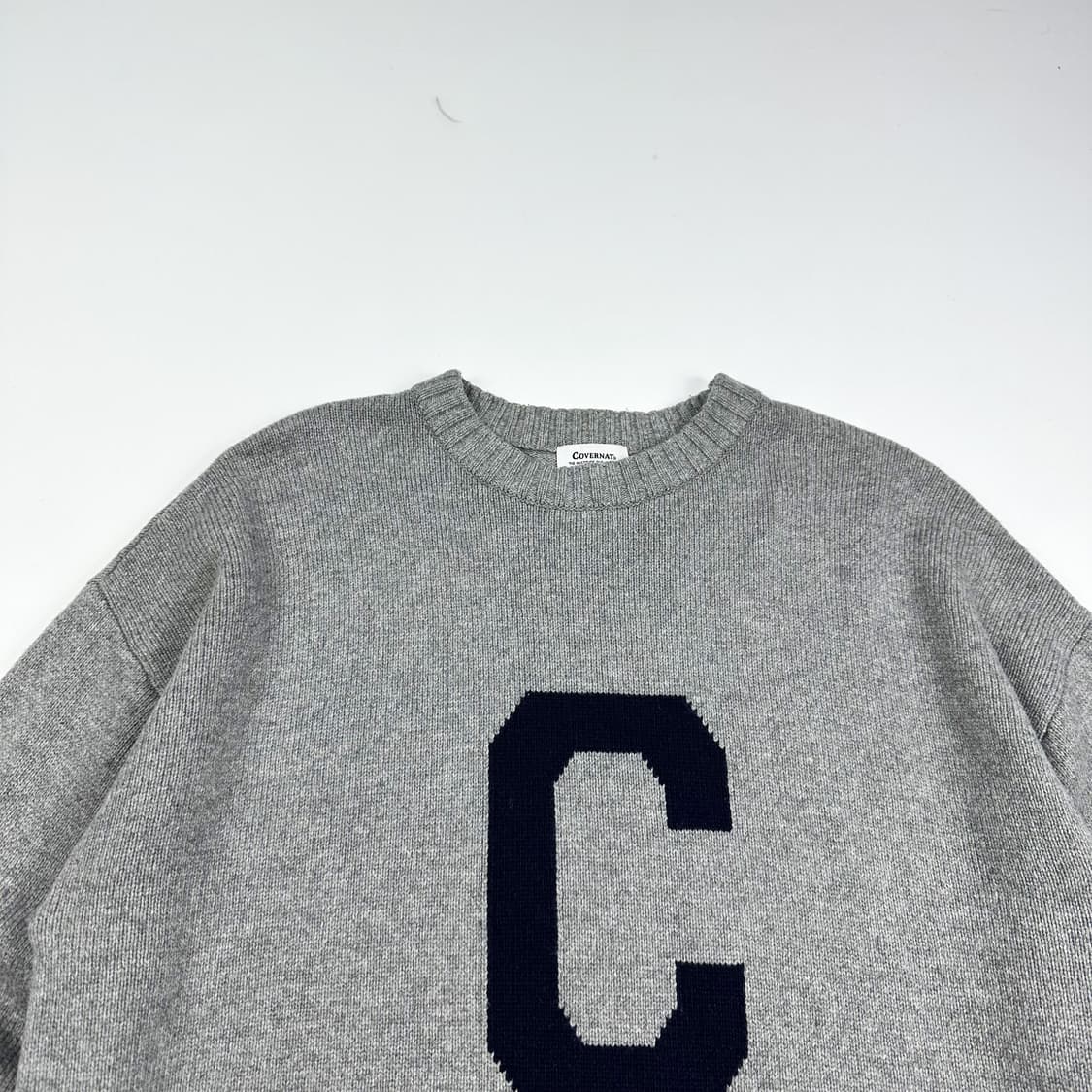 커버낫 C로고 차콜 크루넥 울 니트 (XL) 상품이미지1