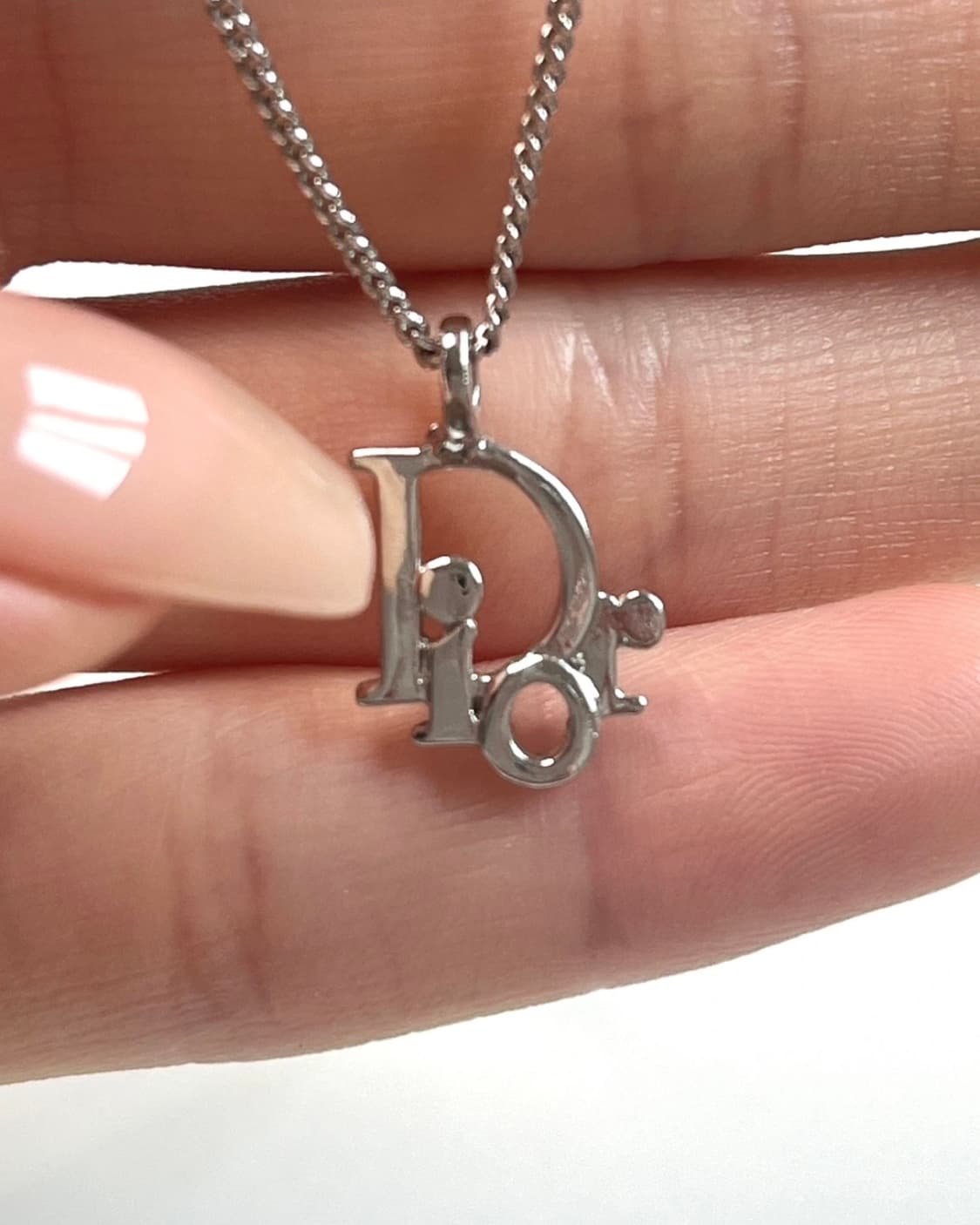 디올 미니 오블리크 목걸이 상품이미지1