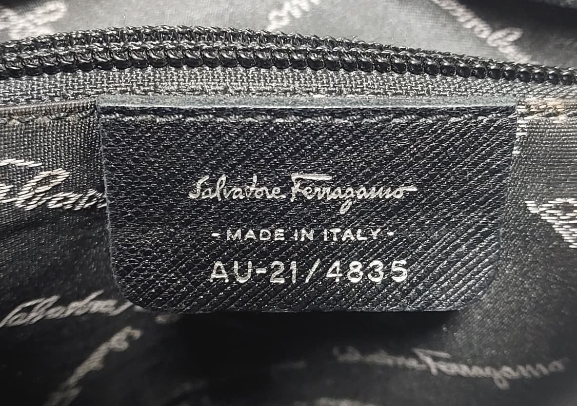 페라가모 사피아노 간치니 레더 숄더백 (정품) 상품이미지8