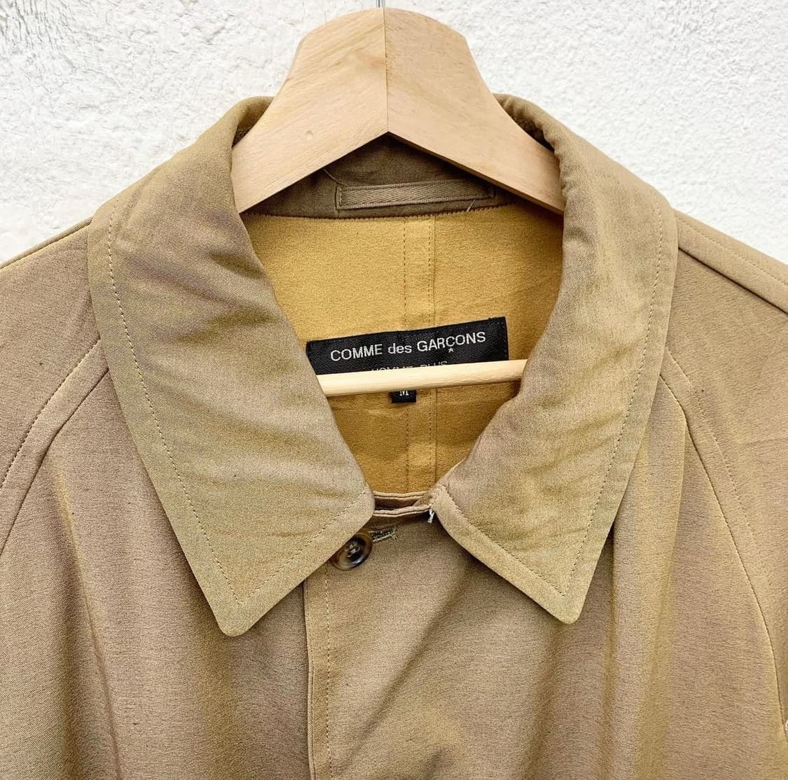 꼼데가르송 옴므 플러스 베이지 폴리 혼방 싱글 자켓 상품이미지5