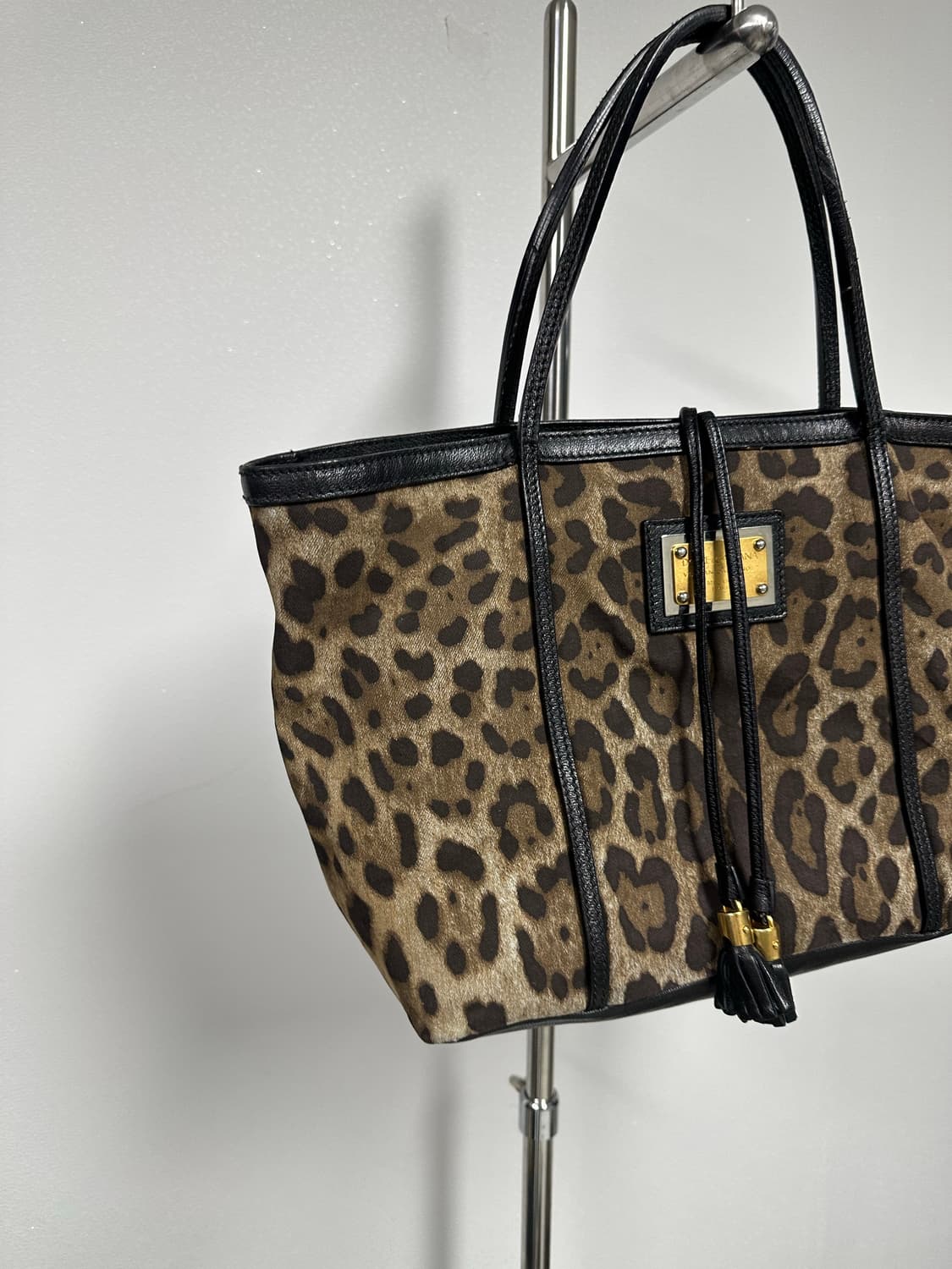 돌체앤가바나 레오파드 숄더백 상품이미지6