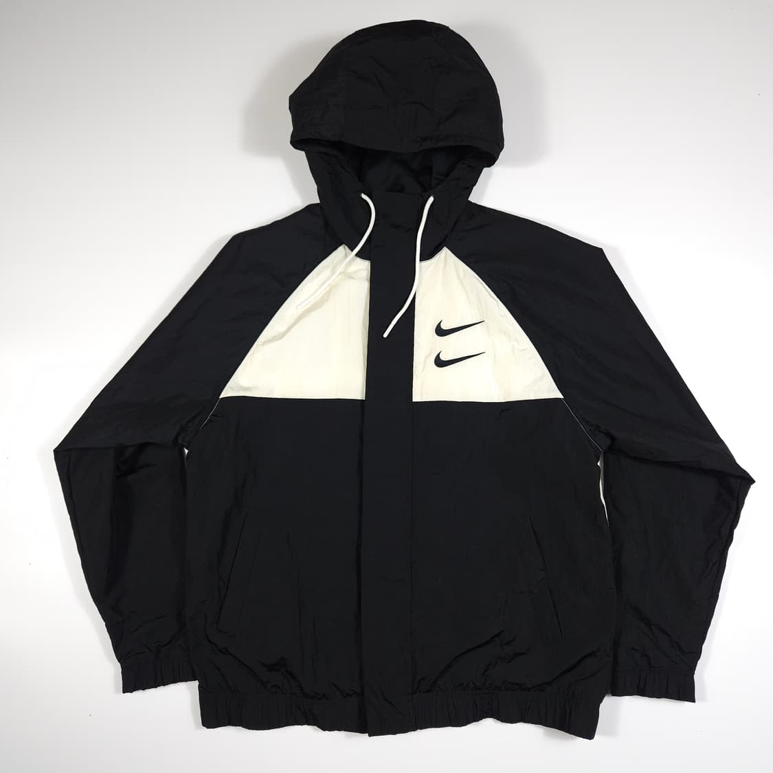 나이키 더블스우시 바람막이  상품이미지1