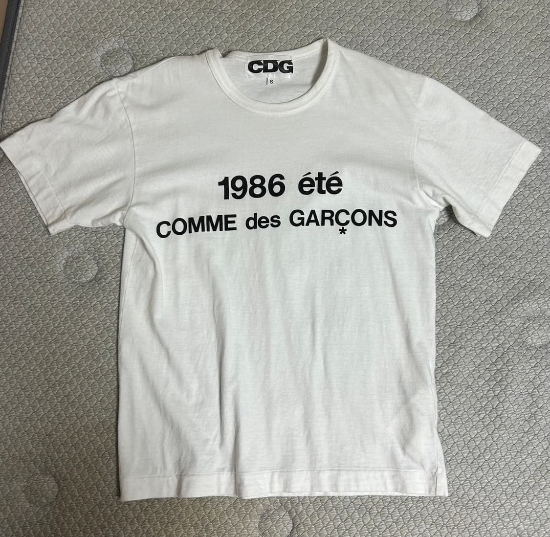 꼼데가르송 티셔츠(s) 상품이미지1