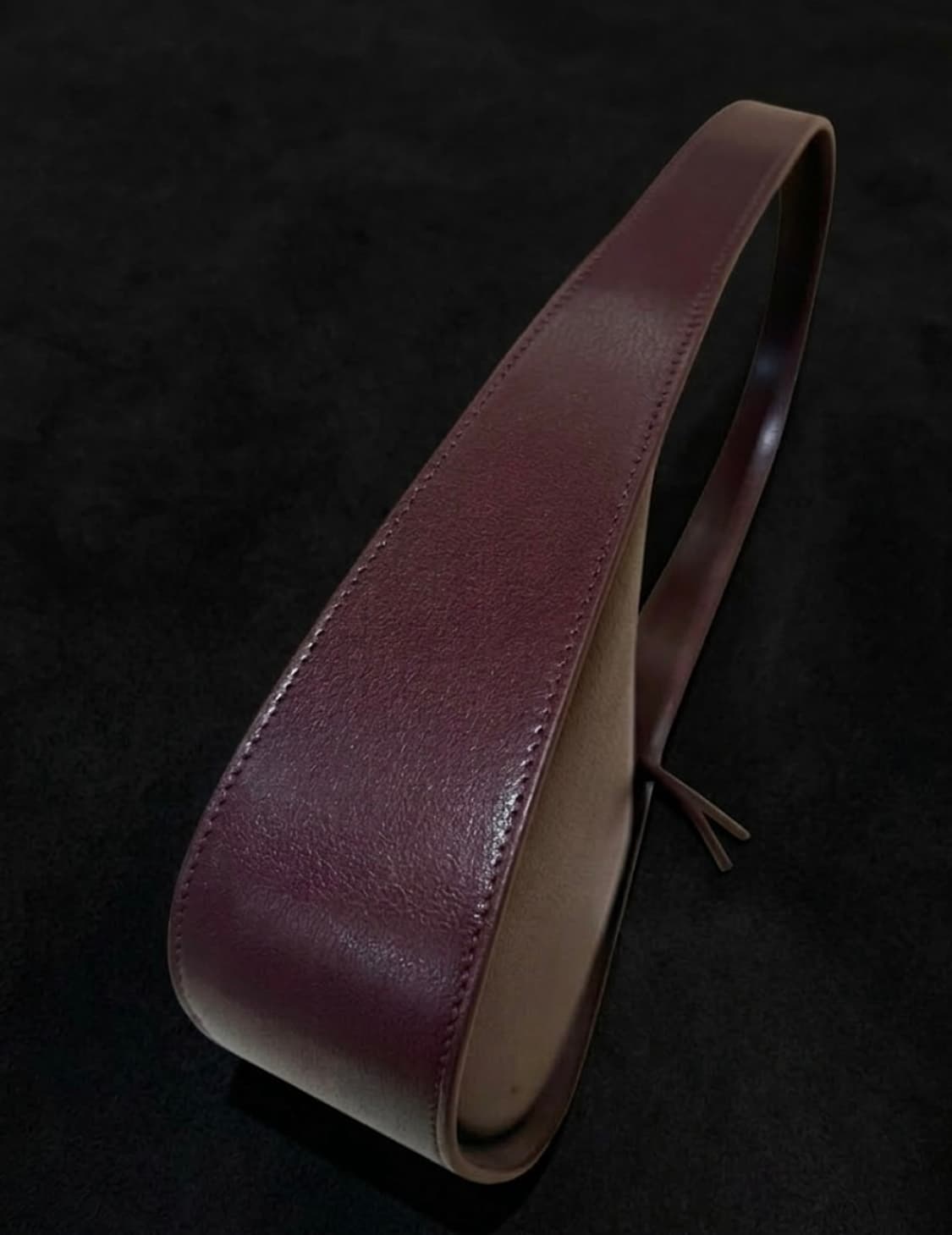 더 로우 하프문 백 다크버건디 상품이미지2