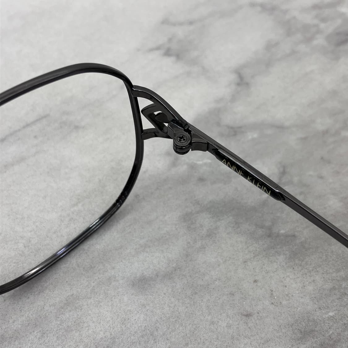 C03 앤 클라인 ANNE KLEIN 레트로 와이드 메탈테 안경 상품이미지3