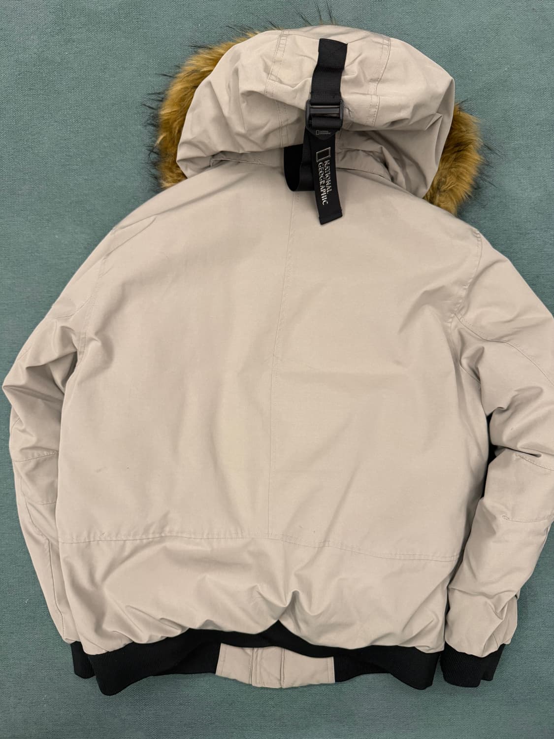 네셔널지오그래픽 타루가 숏패딩 상품이미지2