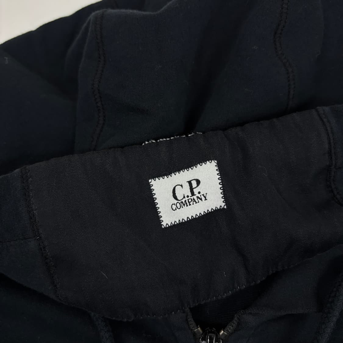 C.P COMPANY 씨피 컴퍼니 후드집업 상품이미지7