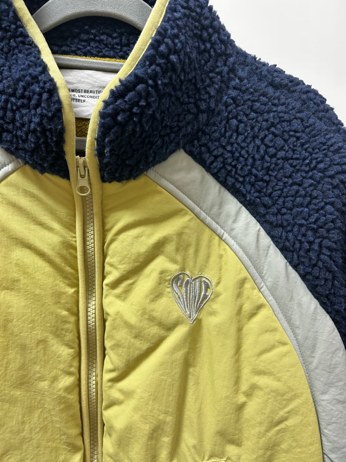 썸플레이스 하이넥 덤블 배색 크롭 플리스 패딩 집업 자켓 네이비 상품이미지4