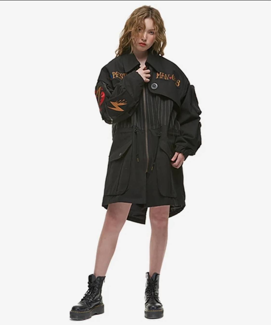 그라피스트만지 패치드 워싱 야상
Free size
 상품이미지1