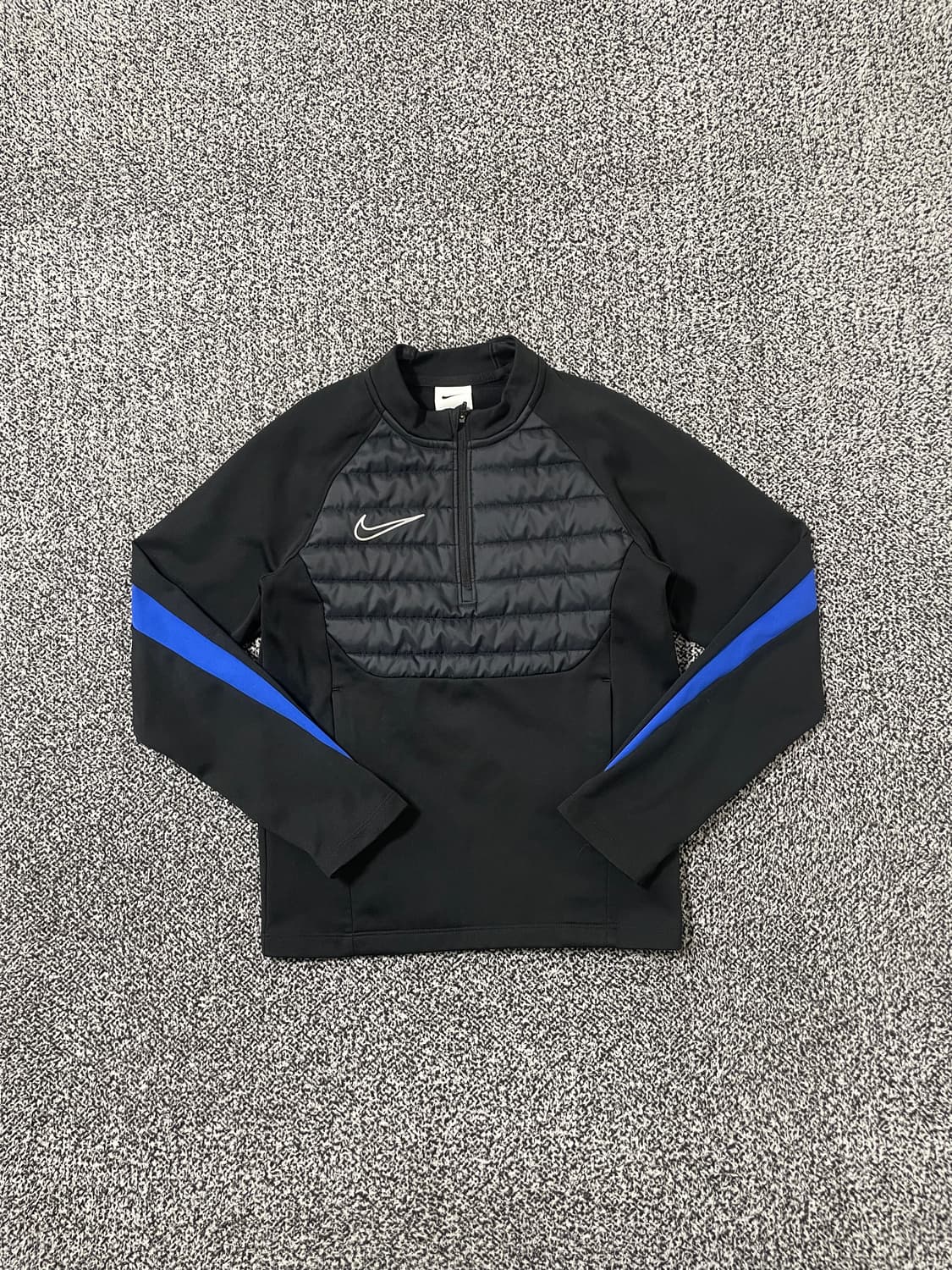 빈티지9. 나이키 써마핏 아카데미 윈터 워리어 드릴 탑 롱슬리브 긴팔티 상품이미지1