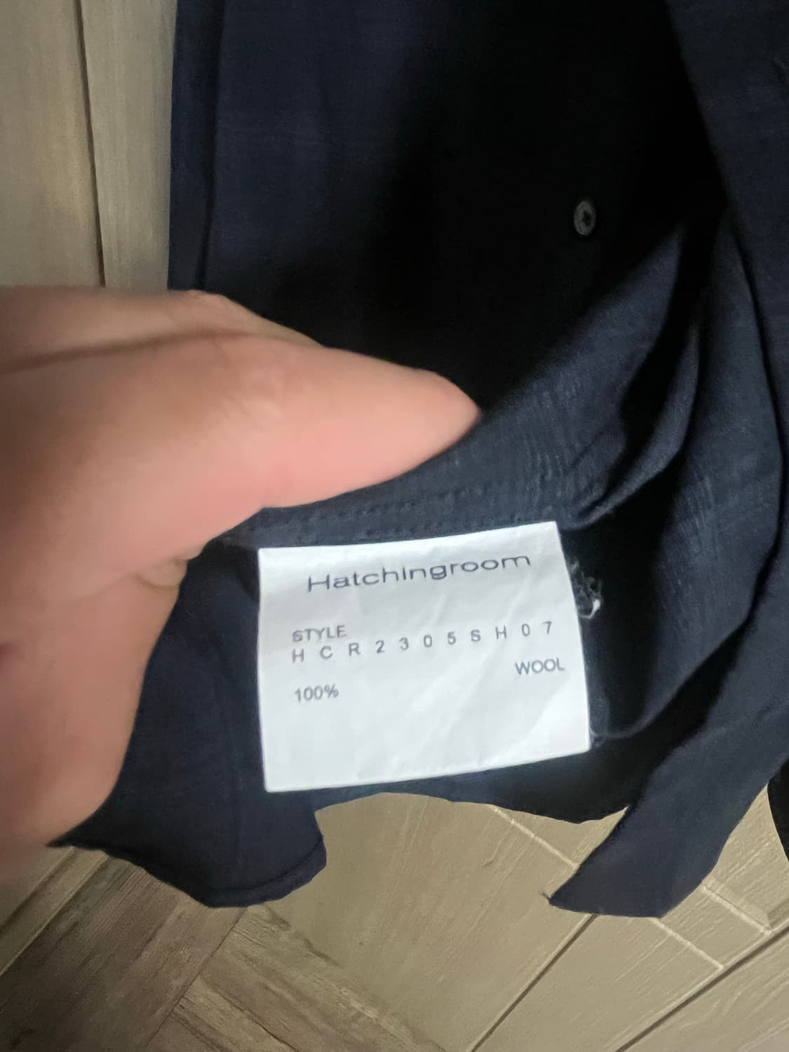 해칭룸 울 크롭 옴브레 체크 네이비 2사이즈 팝니다 상품이미지4