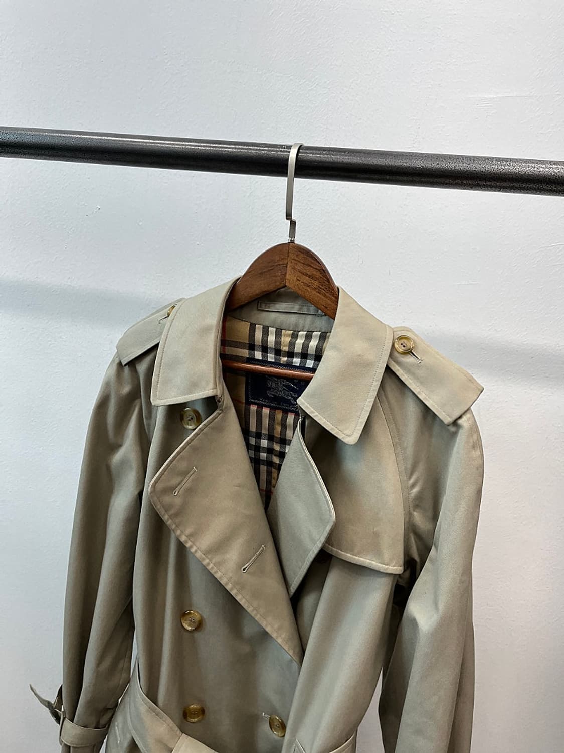 여) 버버리 개버딘 더블 트렌치코트 상품이미지3