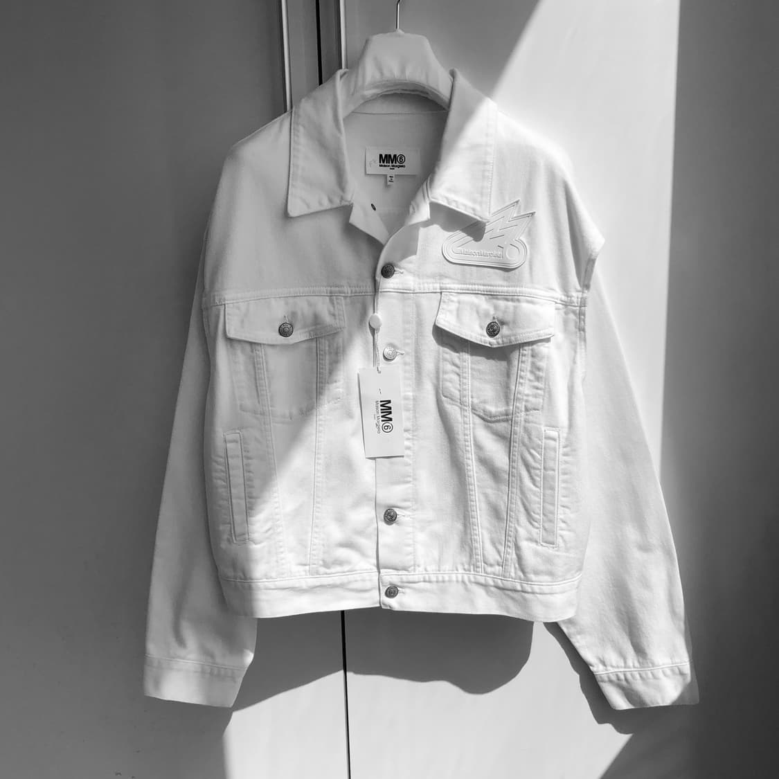 마르지엘라/로고 컷아웃 데님자켓 상품이미지3