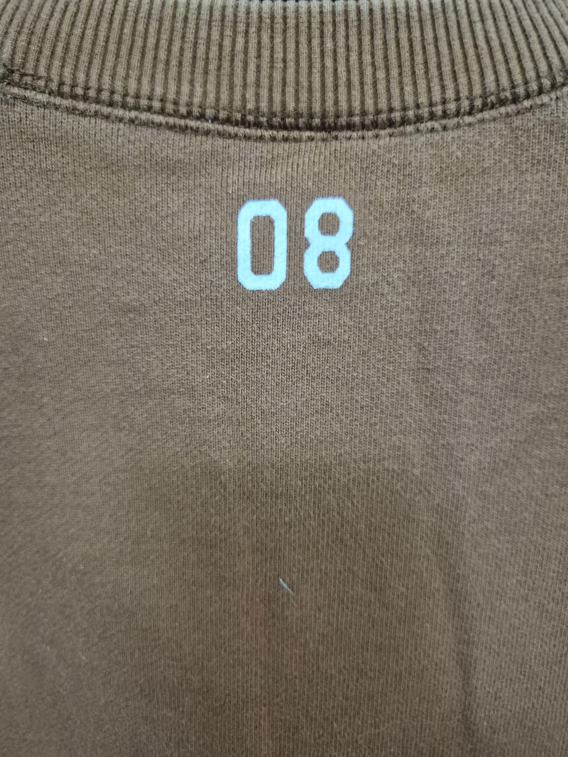 커버낫 C 로고 브라운 맨투맨 티셔츠 상품이미지5