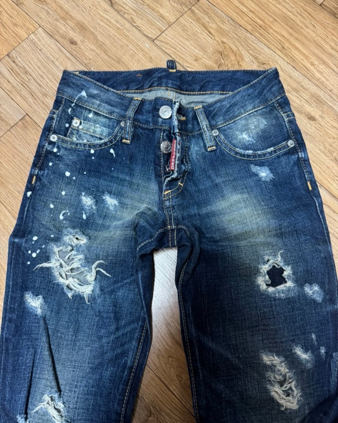 <디스퀘어드> 데미지 데님 팬츠 상품이미지2