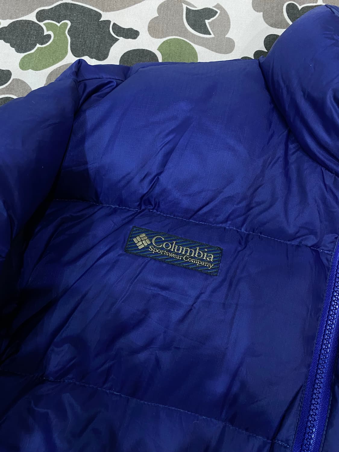 Columbia 레트로 덕다운 패딩  상품이미지2