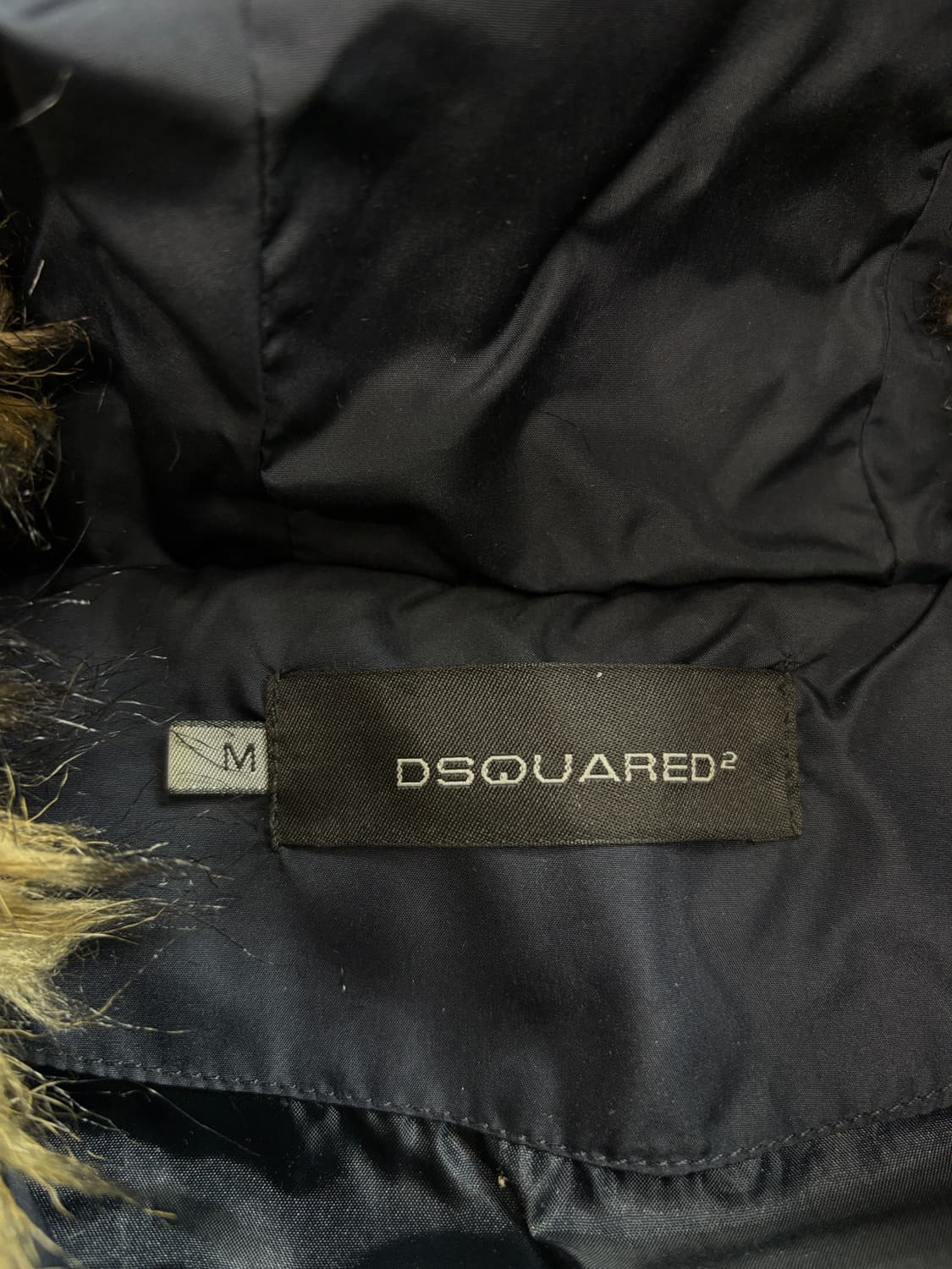 디스퀘어드2 마더 플러프 라쿤 다운 점퍼 3081 상품이미지3