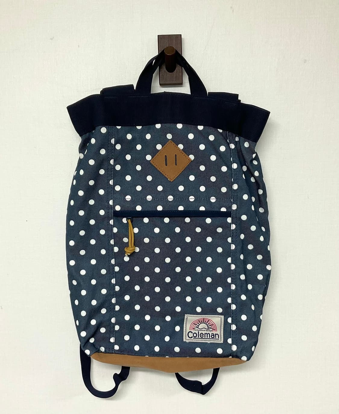 콜맨 dot 땡땡이 백팩 상품이미지1