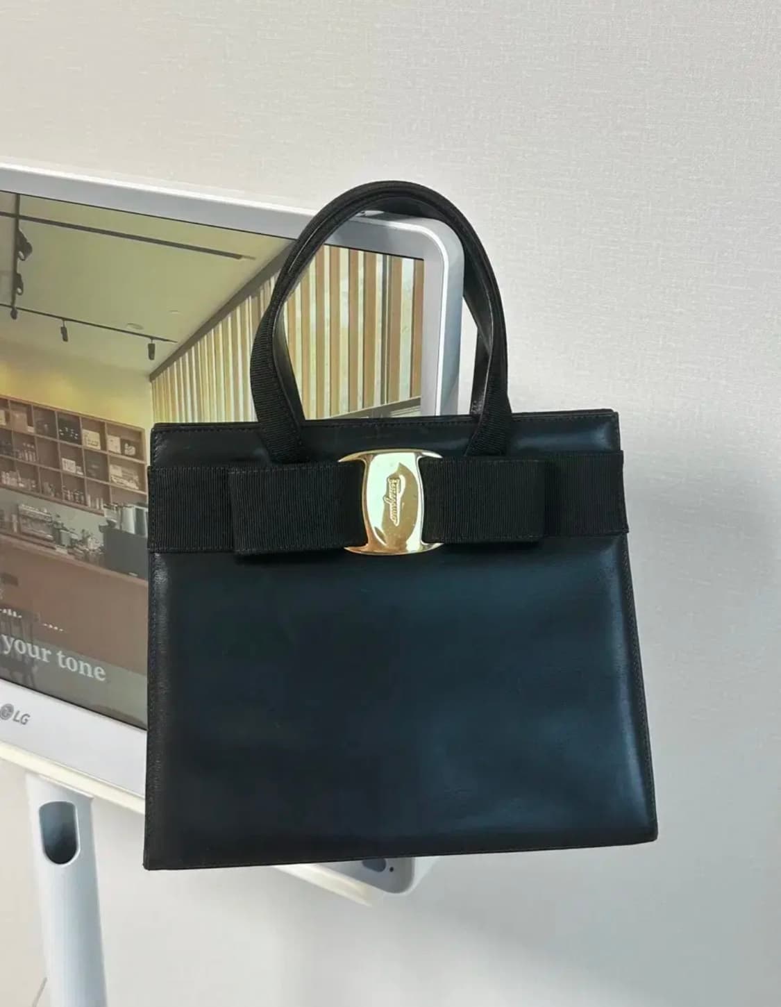 정품 페라가모 바라보우백 리본백 토트백 핸드백 상품이미지4