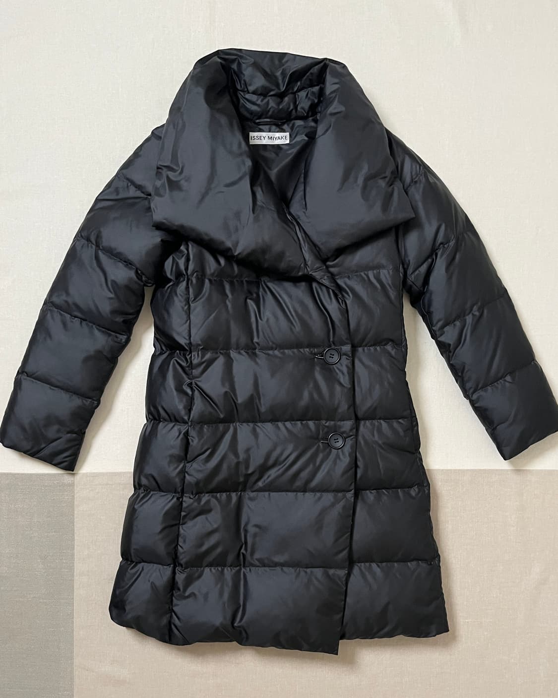 이세이미야케 빅카라 롱 다운코트 issey miyake 패딩코트 상품이미지1