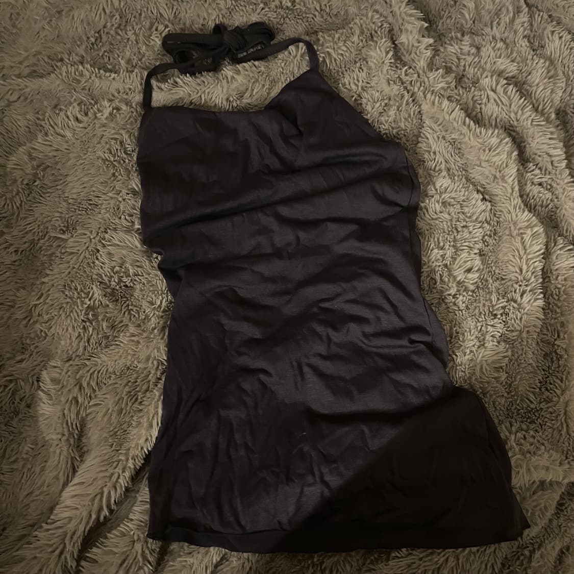 차콜 홀터 드레이프 나시 상품이미지1