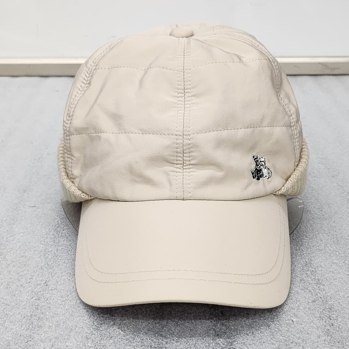 일본산 Black&White 귀달이 골프모자 프리 상품이미지2