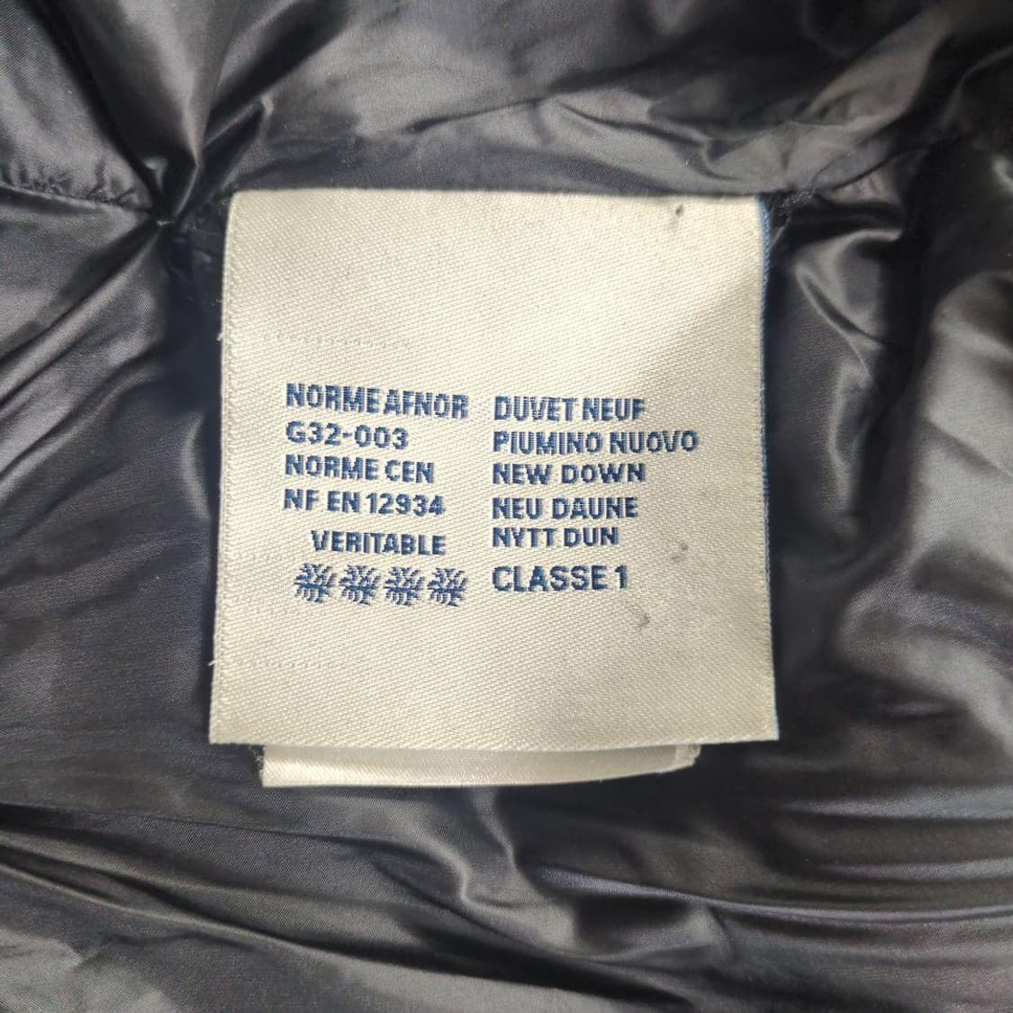 몽클레어 SANGLANTE GIUBBOTTO 프릴 다운 자켓 상품이미지8