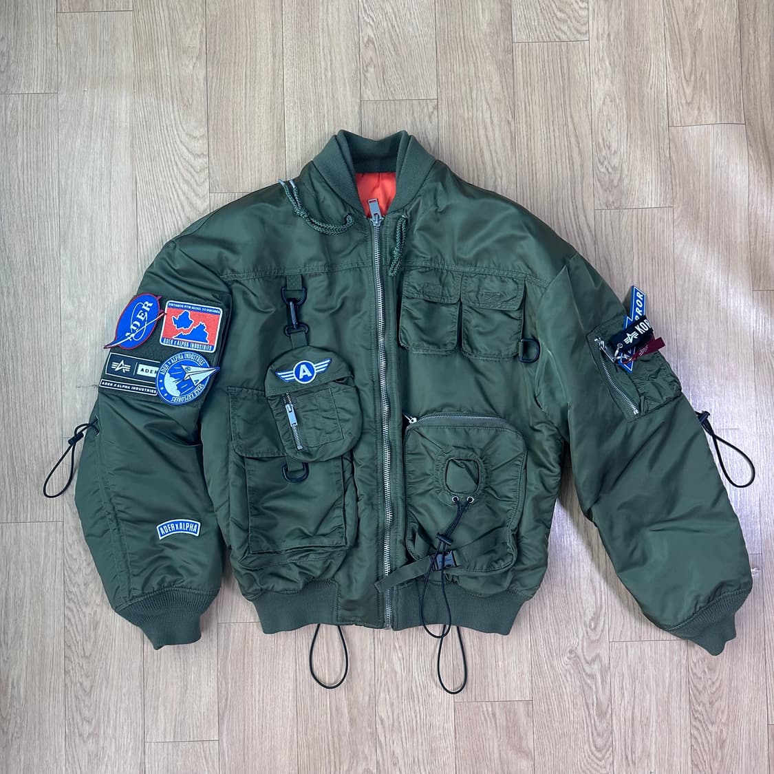 아더에러 알파인더스트리 ma-1 자켓 팝니다 상품이미지1