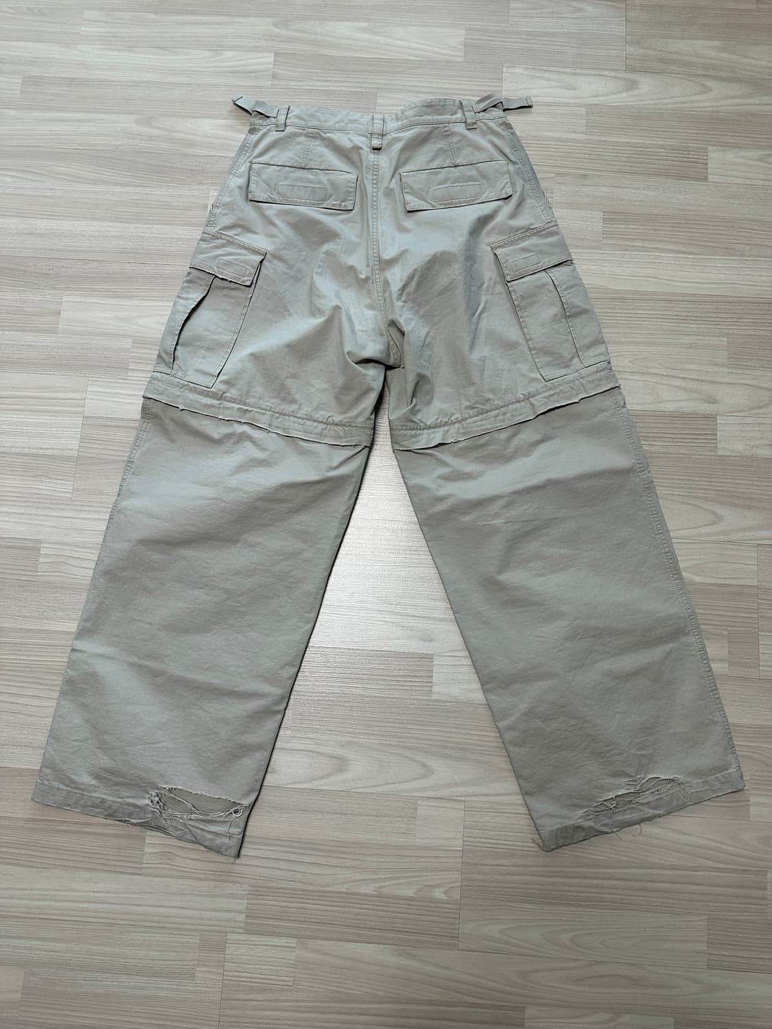 [46] 발렌시아가 가드로브 립스탑 카고 팬츠 상품이미지3