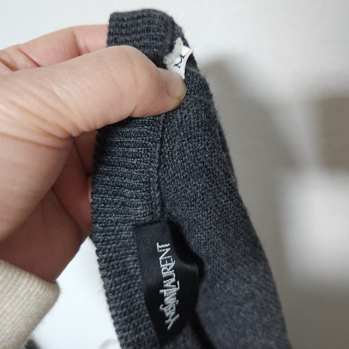 입생로랑 니트 조끼 남M 상품이미지6