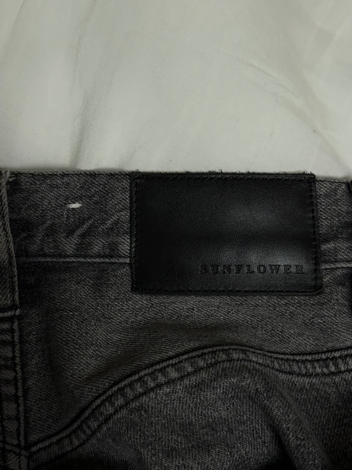 선플라워 와이드 트위스트 워시드 블랙 (31) 상품이미지2