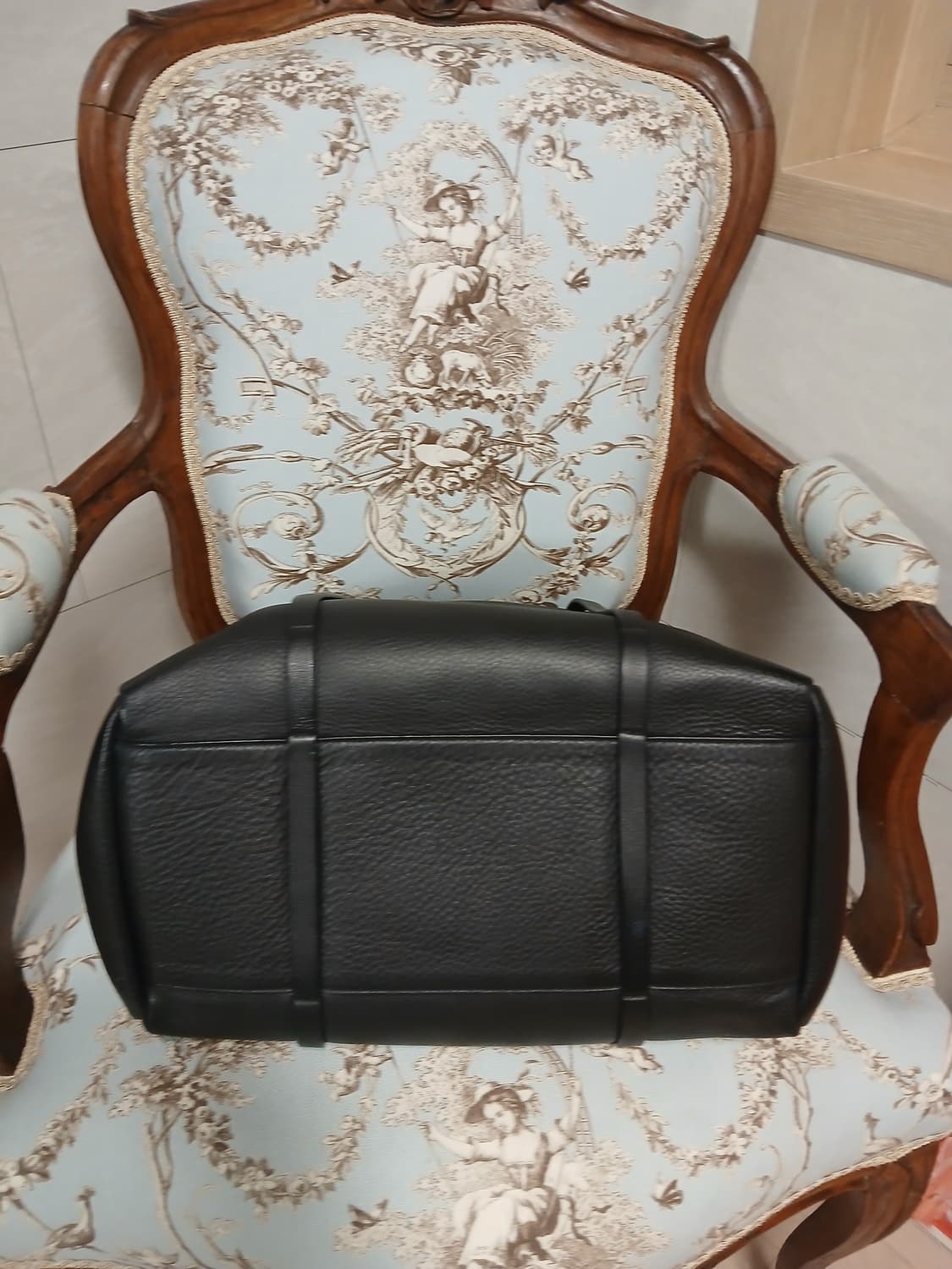 발렌시아가 쇼퍼백 상품이미지3