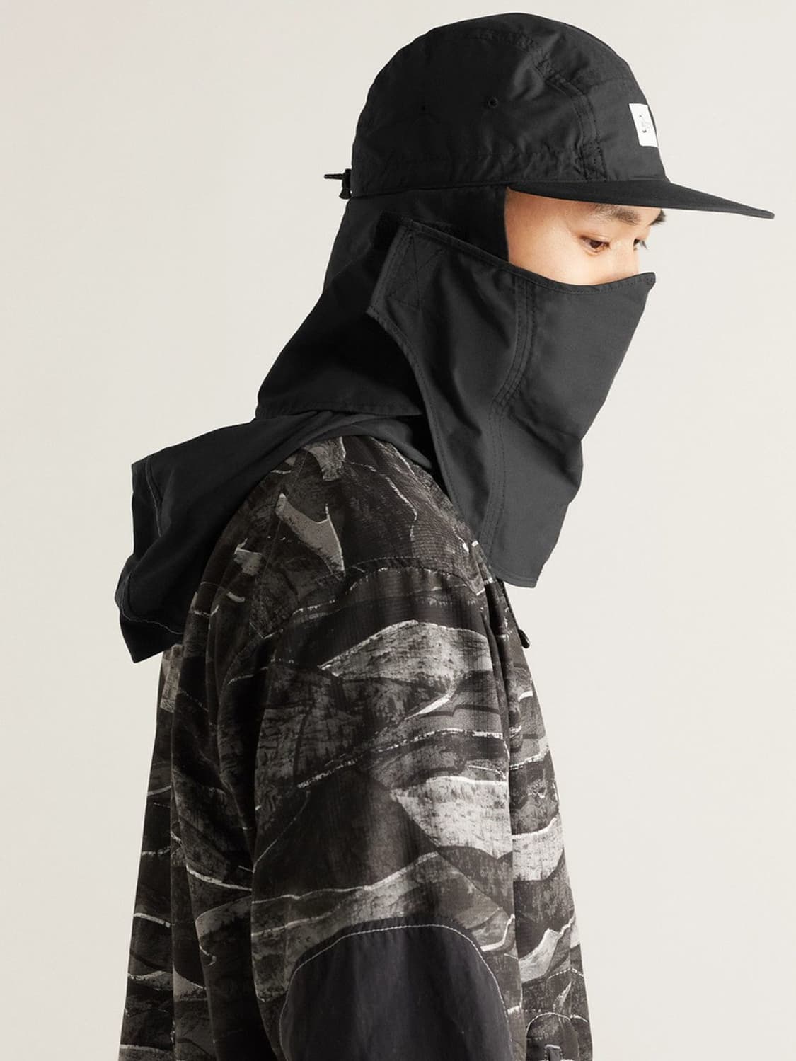 더블탭스 wtaps 21페이스허거 블랙 3사이즈 상품이미지5