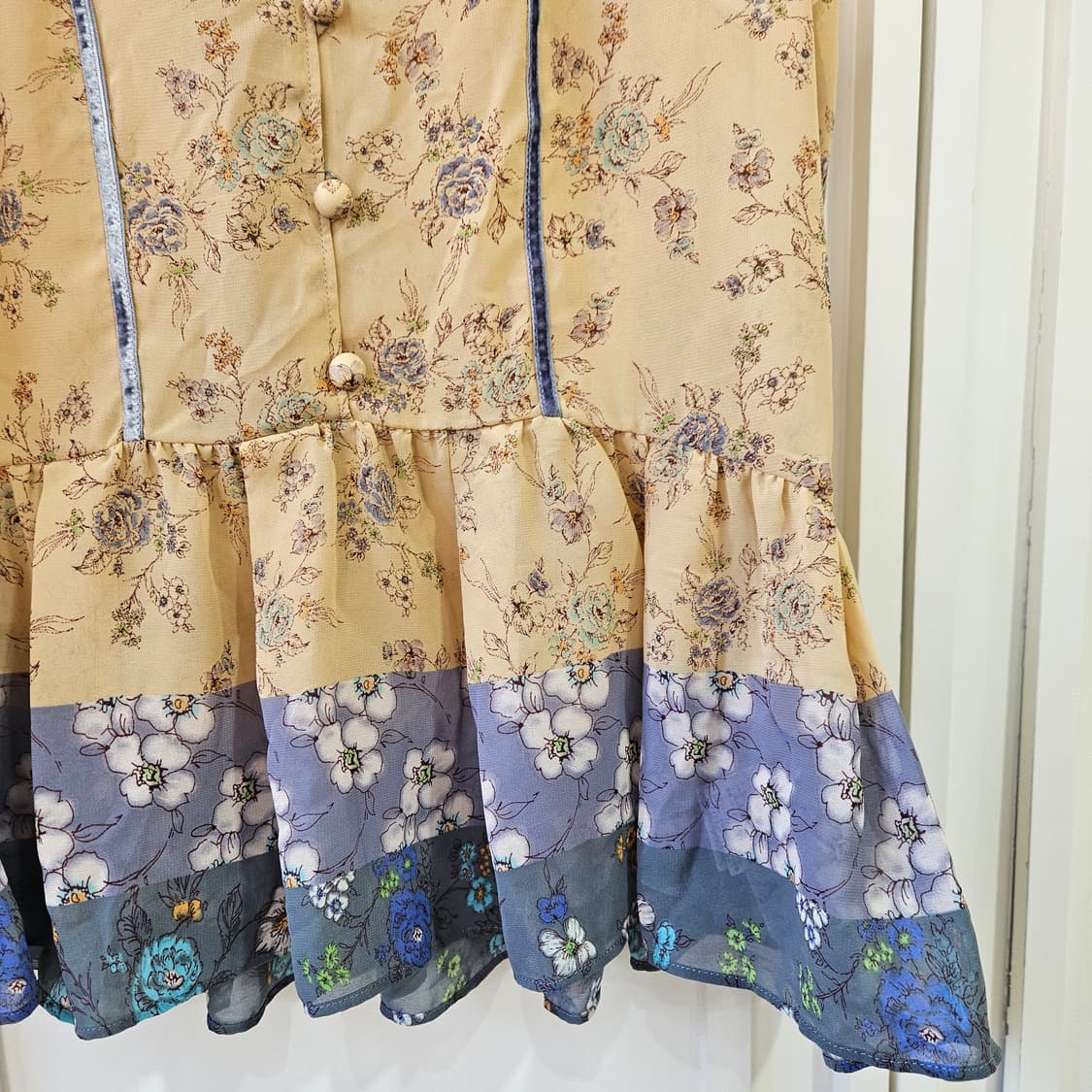 (JILL STUART) 빈티지 플로럴 프릴 튜닉 블라우스 상품이미지5