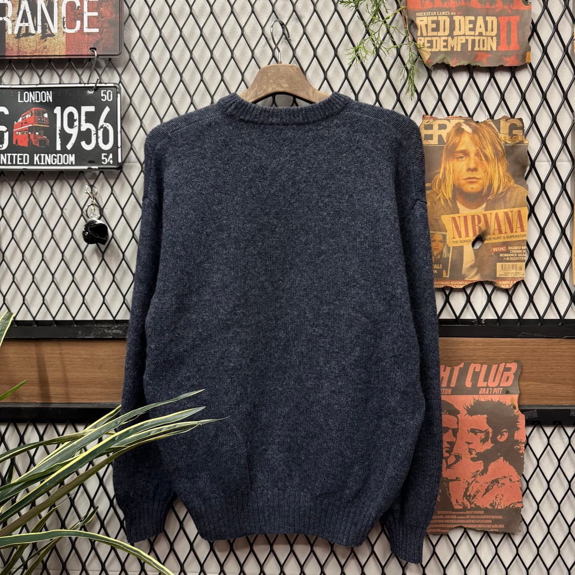 90s 발렌티노 울 니트 전면 자수 로고 포인트 네이비 상품이미지2