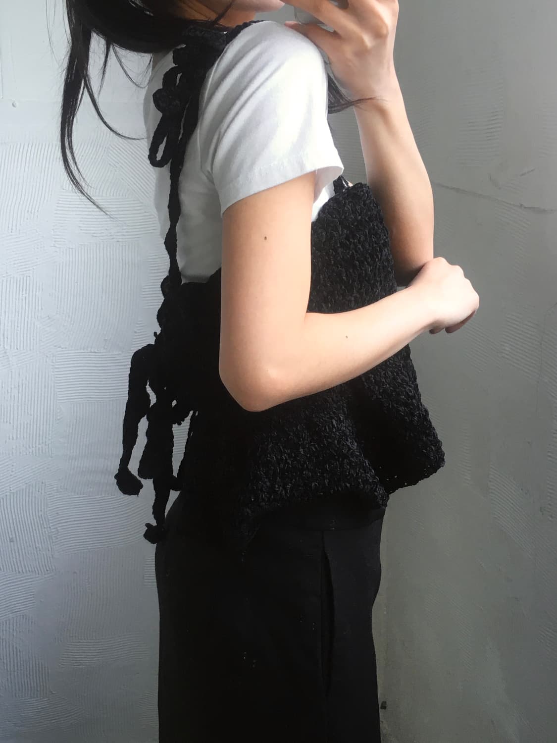 GANNI 가니 블랙 벨벳 크로쉐 스트랩 탑 상품이미지2