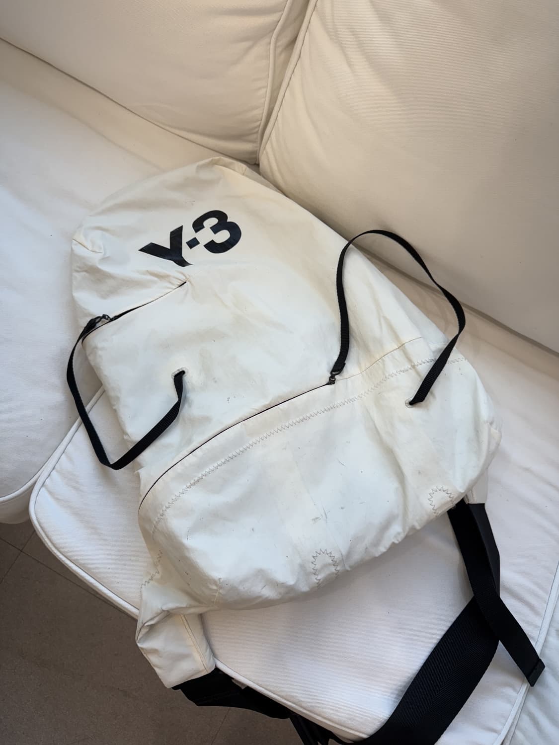 Y-3 번지 백팩 상품이미지2