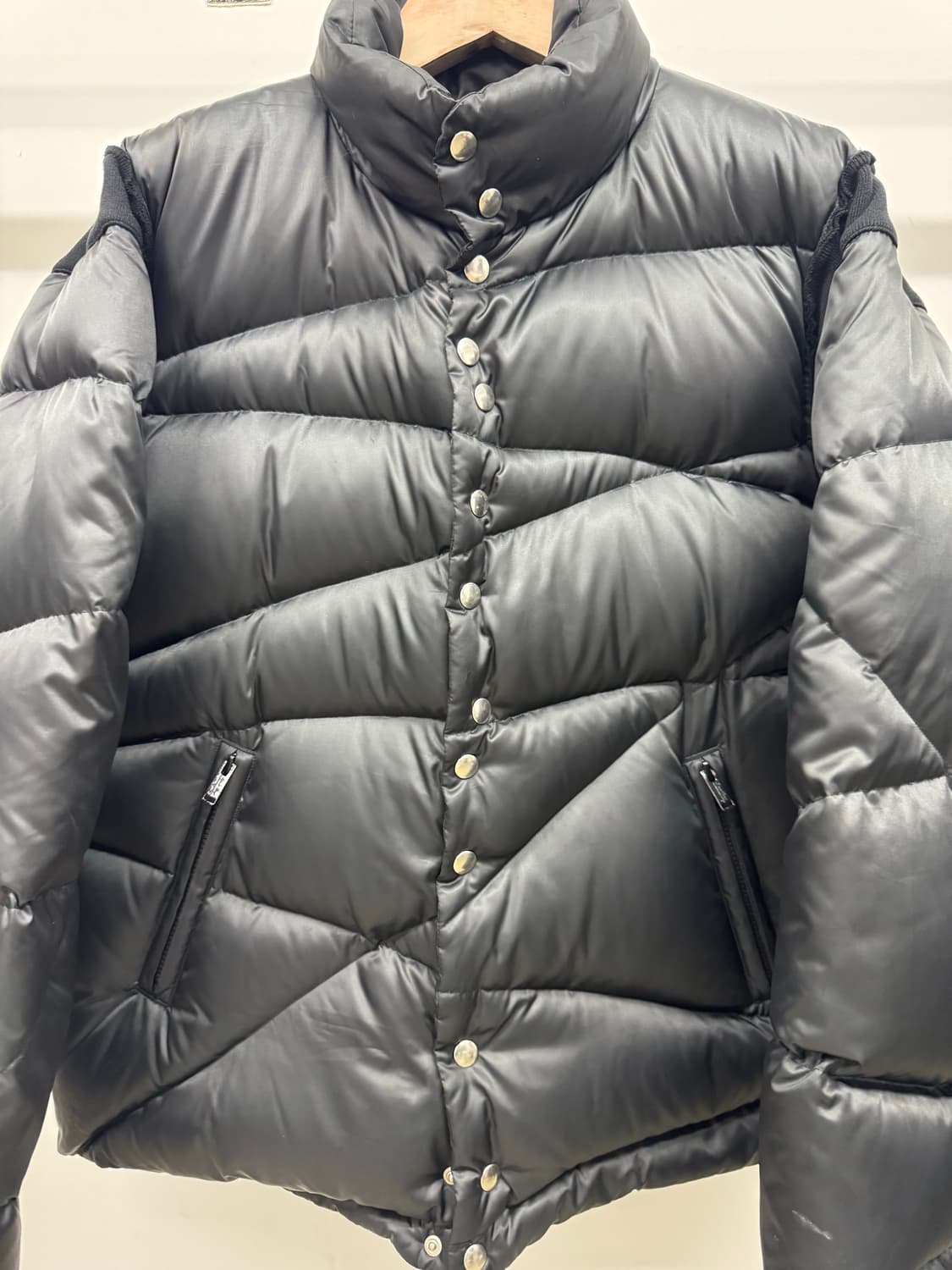 Undercoverism 21fw studded puffer 4 size 상품이미지2