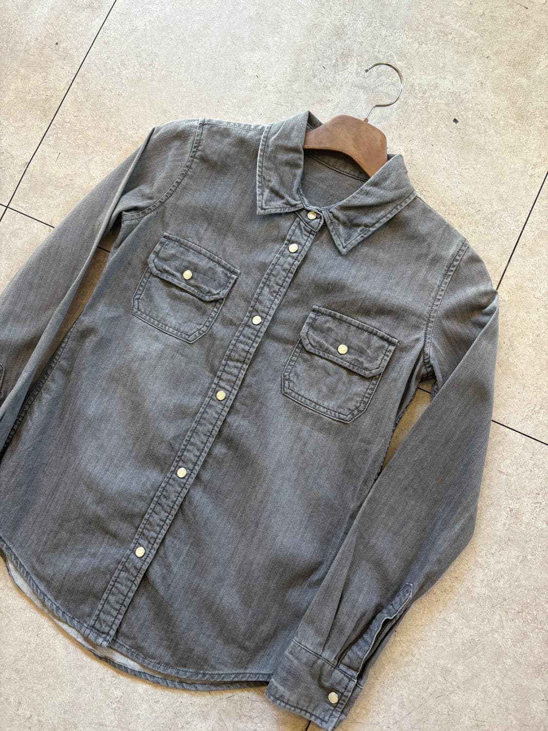 그레이 데님 셔츠 상품이미지2