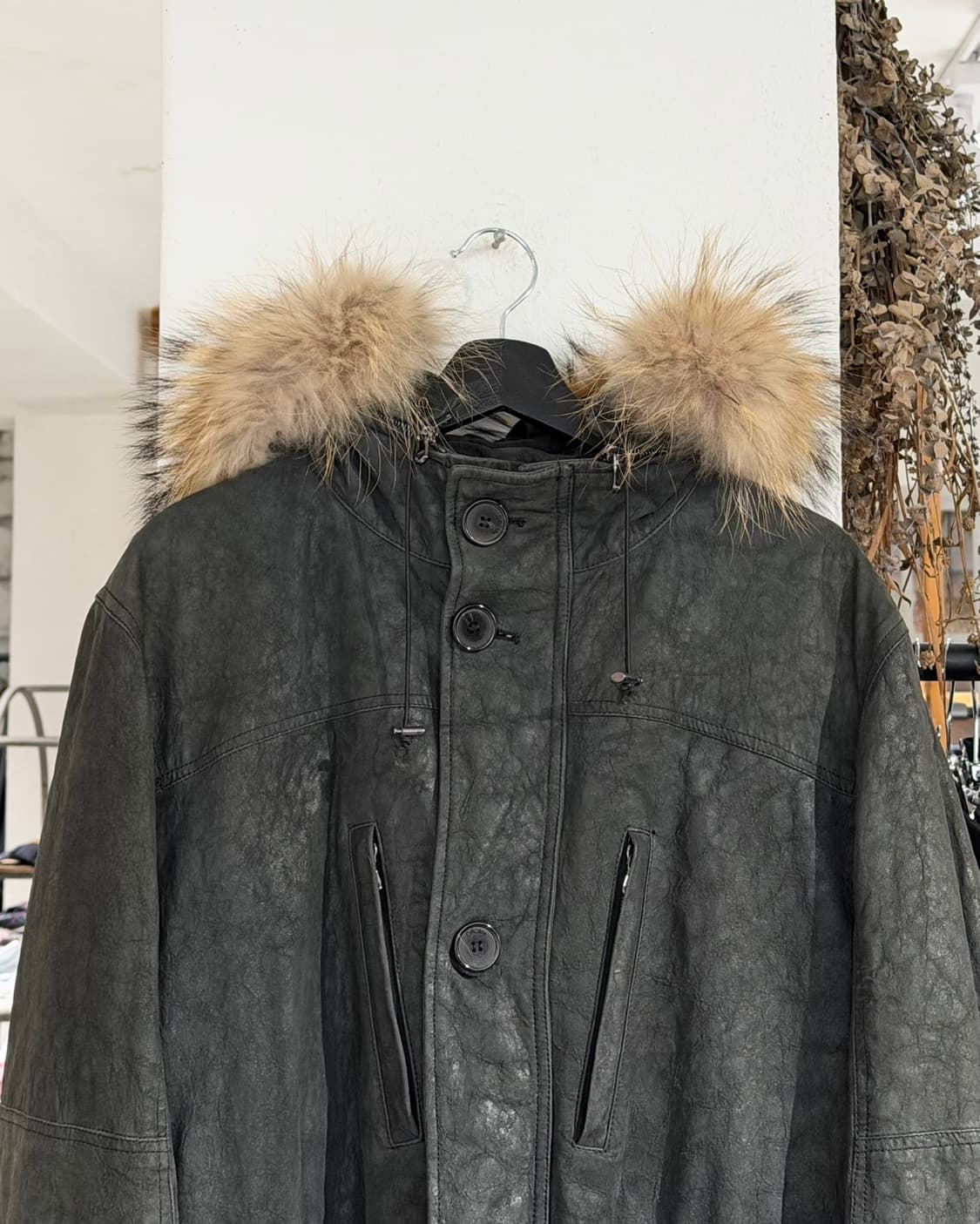 드로메 카키 레더 퍼 버튼 후드 코트 상품이미지4