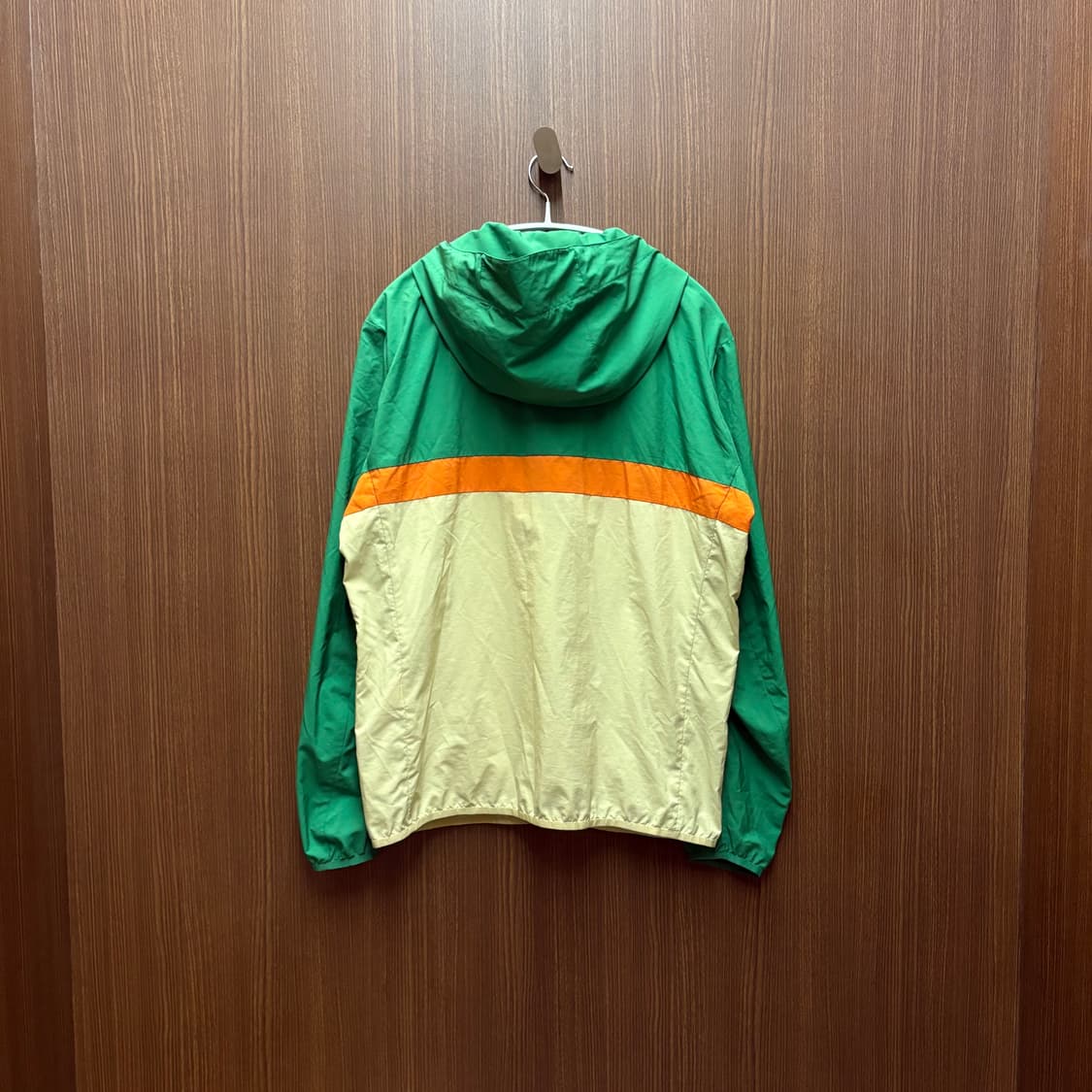 JW앤더슨 유니클로 바람막이 상품이미지5