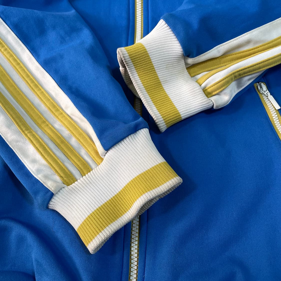 아디다스 유일 매물 구유로파 로스엔젤레스 져지 상품이미지4