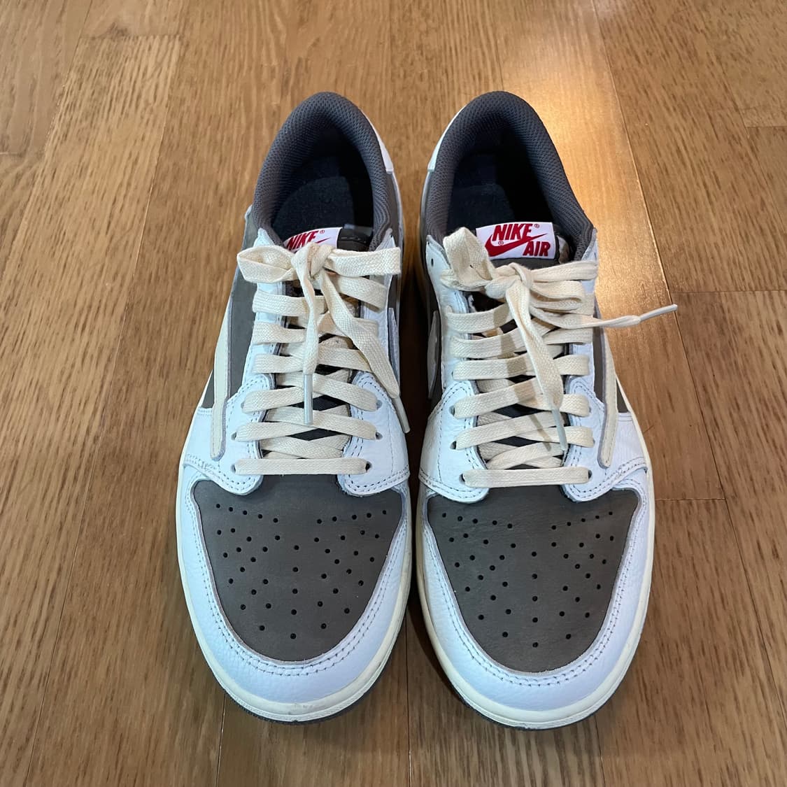 조던1 트래비스 스캇 리버스 모카 265 상품이미지2