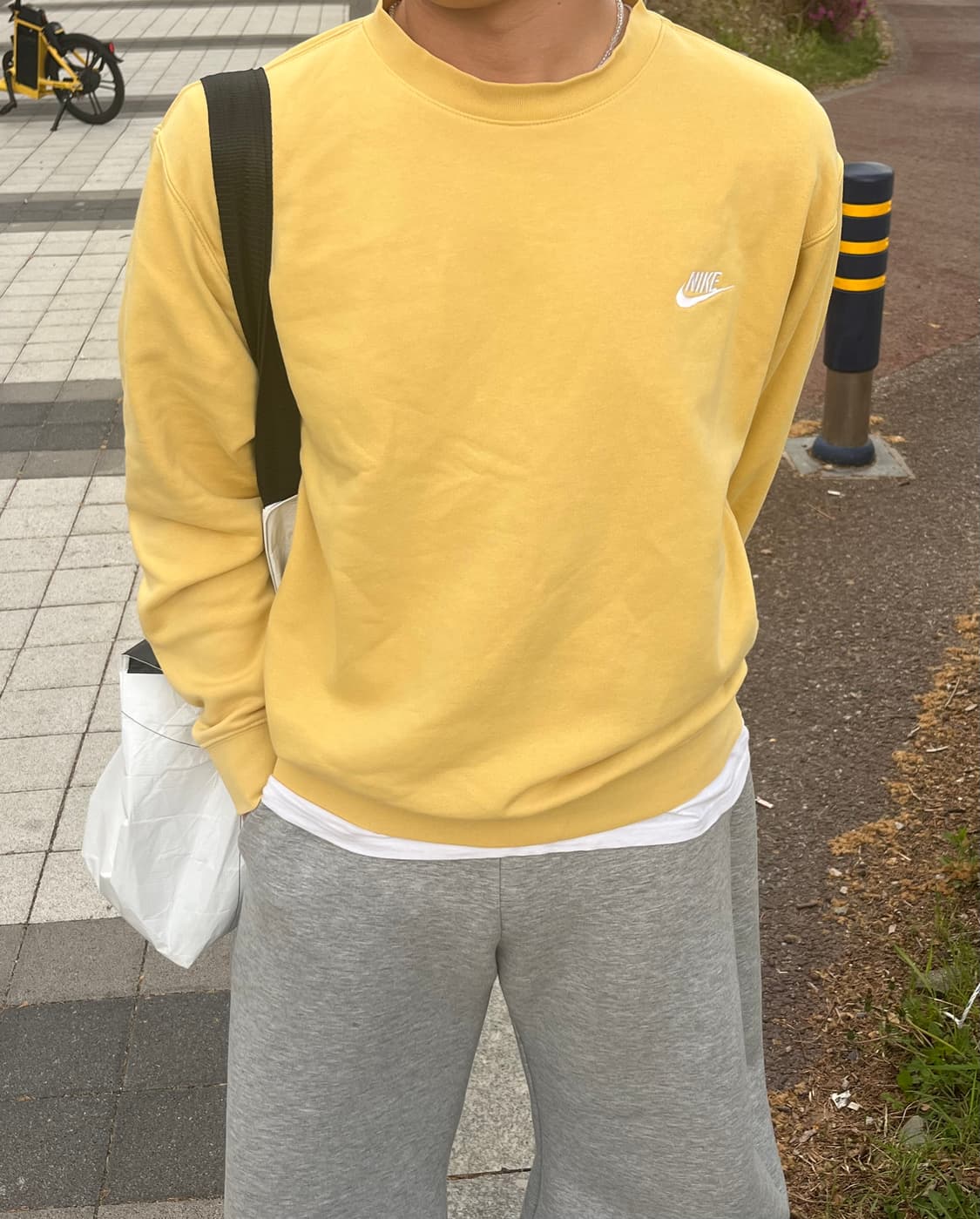 나이키 빈티지 옐로우 스웻셔츠 상품이미지1