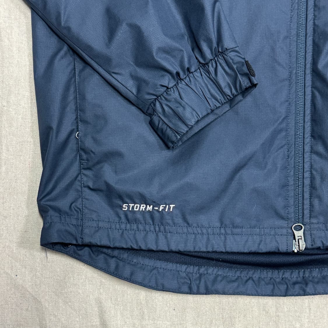 나이키 바르셀로나 자수 스톰핏 바람막이 L 상품이미지2