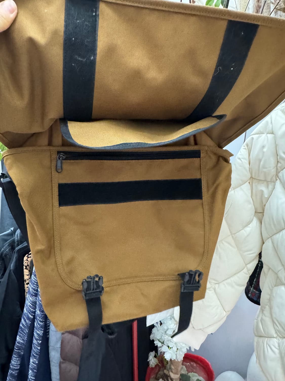 Carhartt 브라운 캔버스 크로스 메신저백 상품이미지8