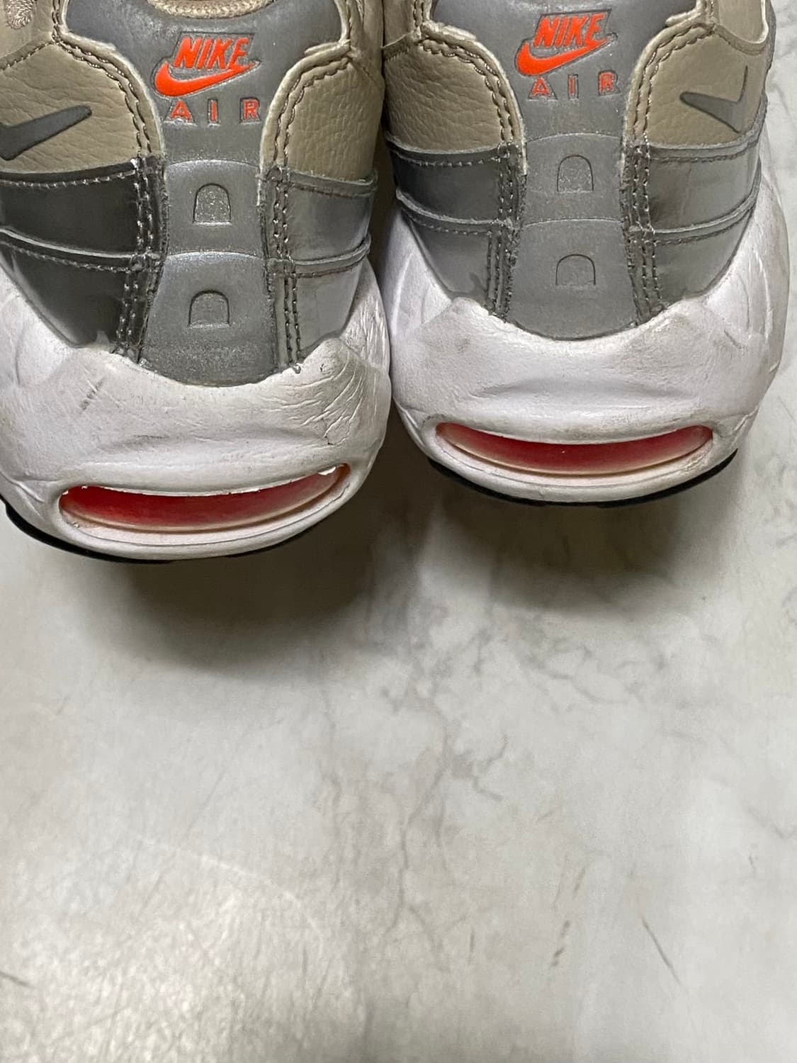 나이키 에어맥스95 여성 240 사이즈 상품이미지4