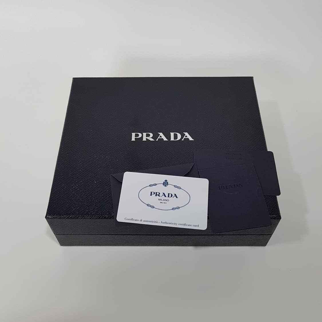 프라다 리나일론 미니 크로스백 폰홀더백 2ZH108 상품이미지10