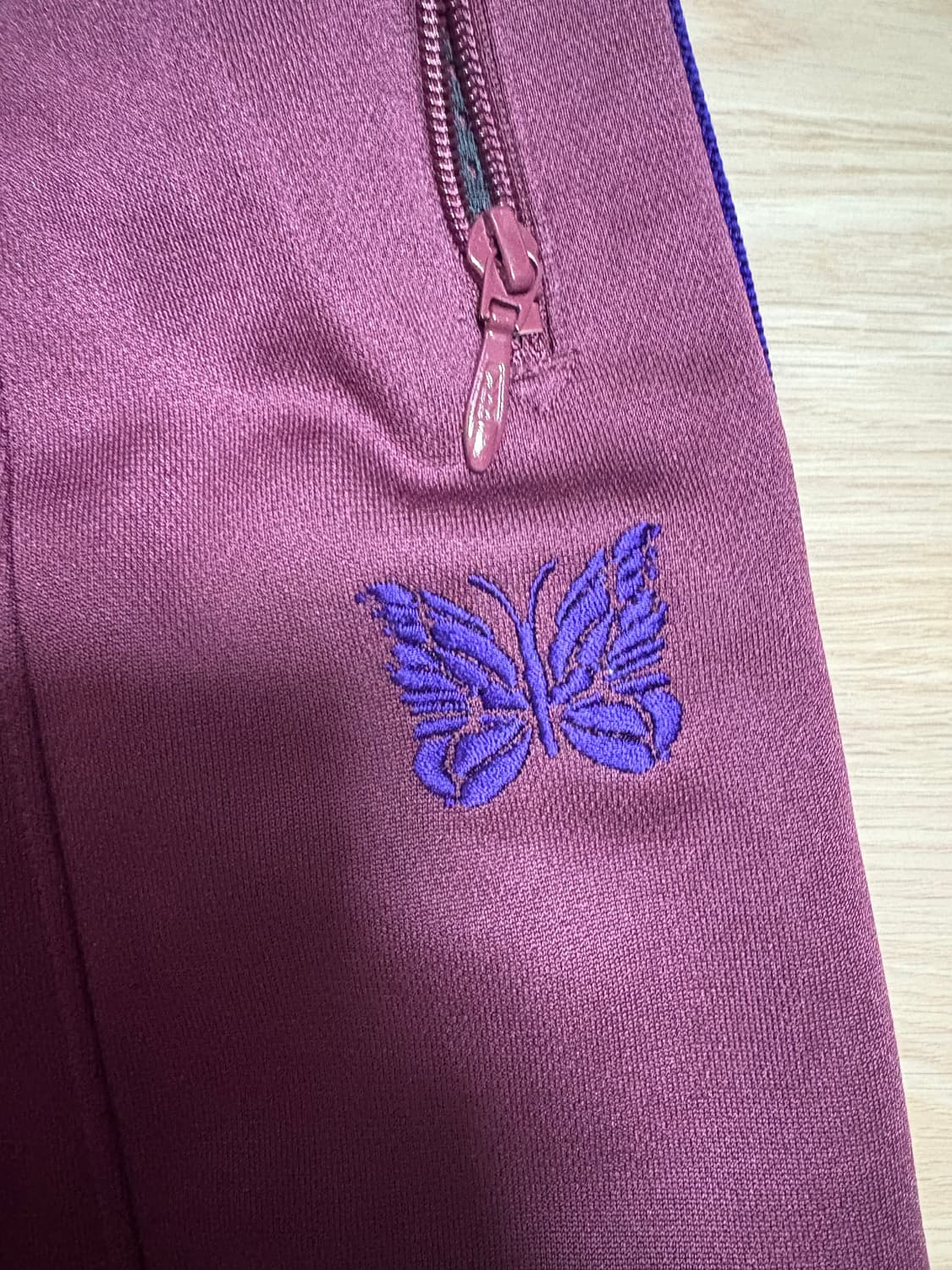 니들스 hd 트랙팬츠 와인 M 상품이미지3