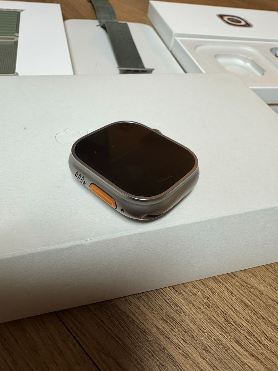 애플워치 울트라1 49mm 티타늄 셀룰러 풀박스 + 추가 스트랩 다수 상품이미지9